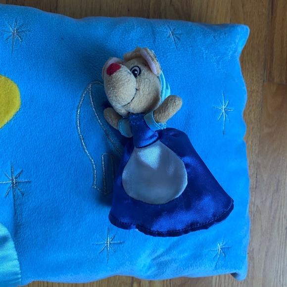 Disney Cinderella pillow - Picture 2 of 4